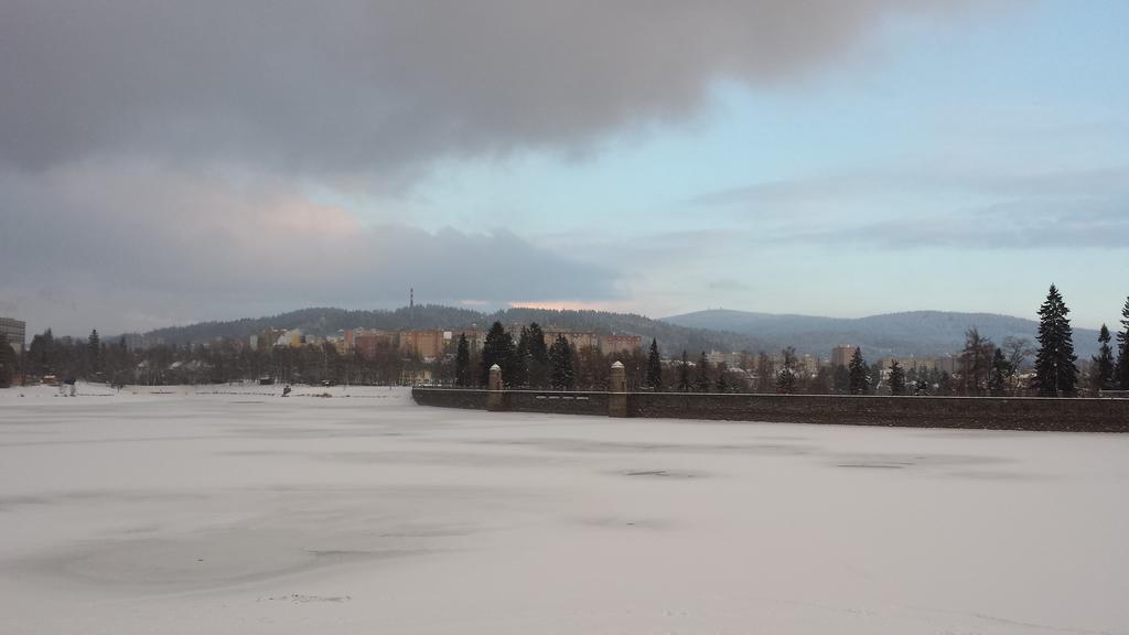 Hotel Merkur - Jablonec Nad Nisou Buitenkant foto